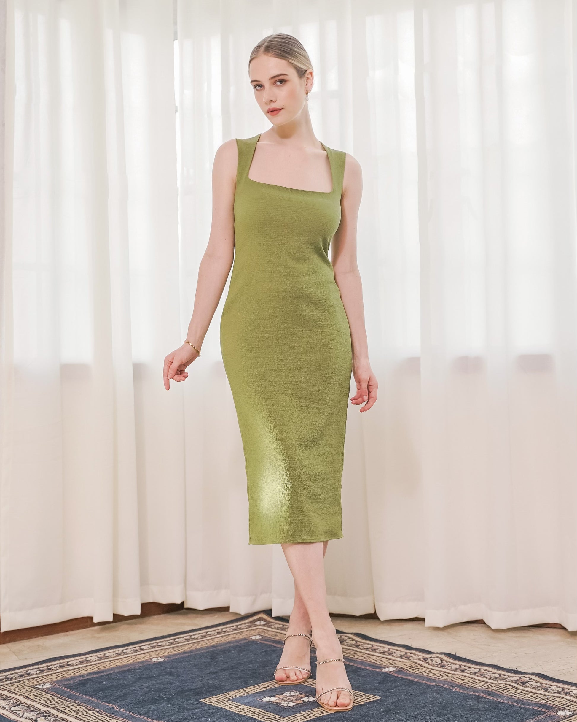 Jeddah Square Neck Bodycon Midi Dress